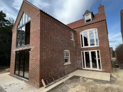 7 High End New Build Drylining & Plastering